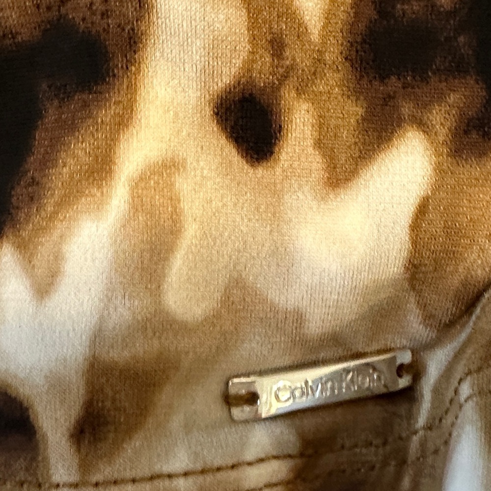 Calvin Klein Leopard Print Sleeveless Blouse NWT Large Chic Animal Print Top - Picture 7 of 8